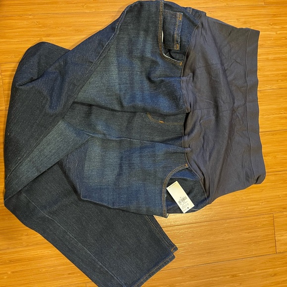 old navy Women’s maternity Dark Blue Jeans - Picture 1 of 2